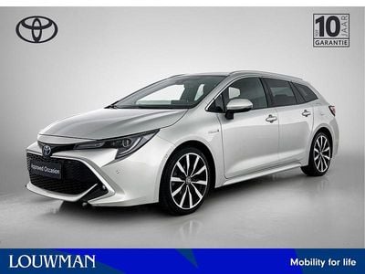 Zilver metallic Gebruikt 2020 Toyota Corolla Executive Stationwagen | € 24.945 (Eerlijke prijs)