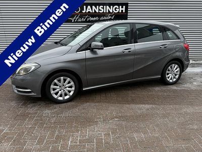 Grijs Occasion 2013 Mercedes B180 Ambition MPV | € 10.745 (Eerlijke prijs)