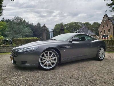 Aston Martin DB9