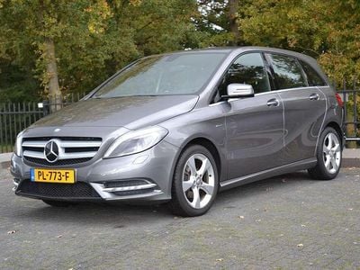 Mercedes B200