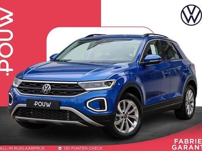 Blauw Gebruikt 2024 VW T-Roc Life SUV | € 31.450 (Goede deal)