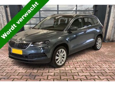 tweedehands Skoda Karoq 1.5 TSI 150PK Celebration DSG Automaat | Virtual cockpit | Adaptive cruise | Lane assist | Side assist | Trekhaak