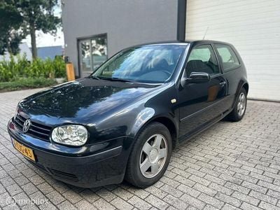 Zwart Occasion 1998 VW Golf III Hatchback | € 999 (Goede deal)