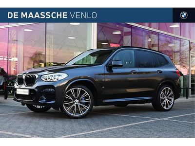 Grijs (metallic) Occasion 2021 BMW X3 Comfort Edition SUV | € 42.950 (Duur)