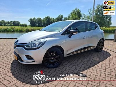 Grijs, metallic lak Occasion 2017 Renault Clio IV LIMITED Hatchback | € 7.950 (Eerlijke prijs)