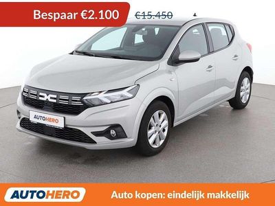 Zilver Occasion 2023 Dacia Sandero Expression Hatchback | € 13.549 (Eerlijke prijs)