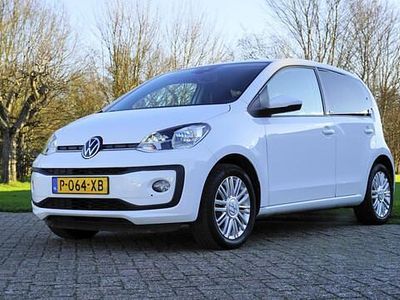 Wit Gebruikt 2021 VW up! R-line Hatchback | € 9.250 (Goede deal)