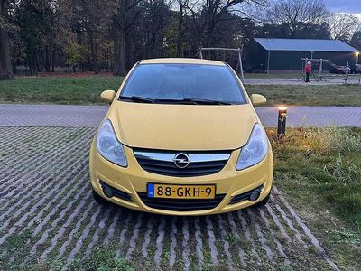 Occasion Opel Corsa Enjoy 80 PK (58 kW) 2008 Geel Hatchback