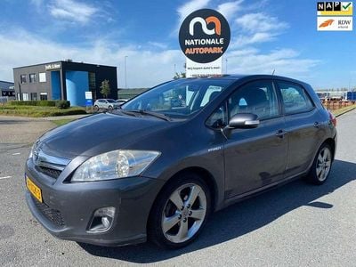 Toyota Auris Hybrid