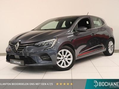 Grijs Occasion 2022 Renault Clio V Techno Hatchback | € 19.695 (Goede deal)