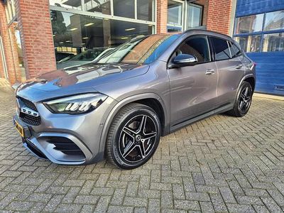 Occasion Mercedes GLA250 AMG line 163 PK (119 kW) 2023 Grijs (metallic) SUV