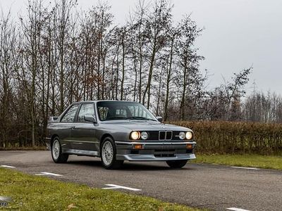 Grijs Occasion 1988 BMW M3 Coupé | € 129.500