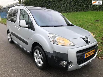 tweedehands Peugeot Partner Tepee 1.6 Zenith Outdoor LPG-G3 Panodaken 2x Schui