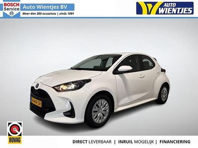 Wit Occasion 2022 Toyota Yaris Active Hatchback | € 18.450 (Eerlijke prijs)