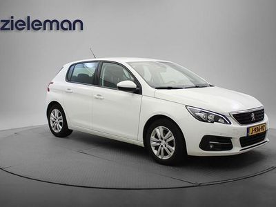 Wit Gebruikt 2020 Peugeot 308 Active Hatchback | € 10.345 (Eerlijke prijs)