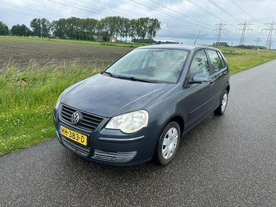 VW Polo