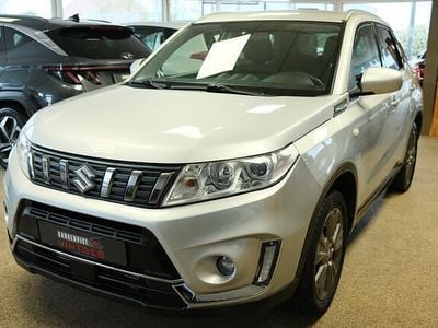 Grijs (metallic) Occasion 2020 Suzuki Vitara SUV | € 18.800 (Eerlijke prijs)