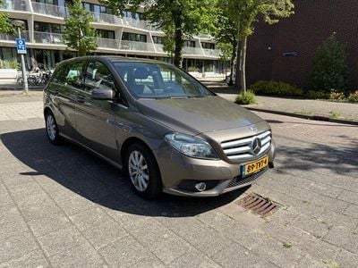 Mercedes B180