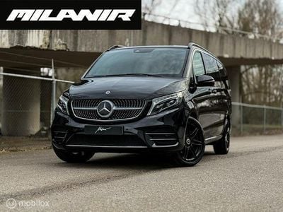 Mercedes V220