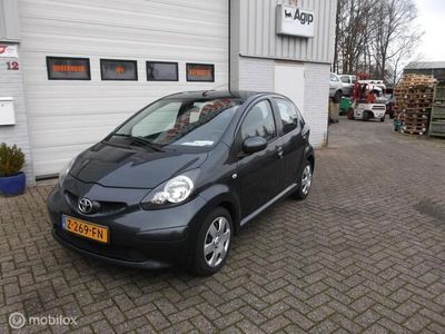 tweedehands Toyota Aygo 1.0-12V +