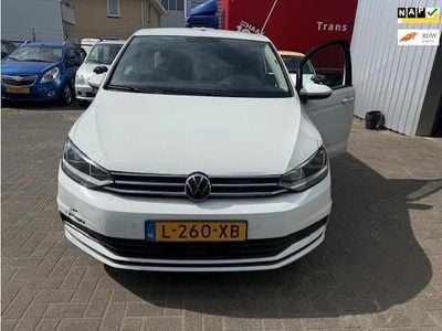 Wit Gebruikt 2021 VW Touran Comfortline MPV | € 7.200