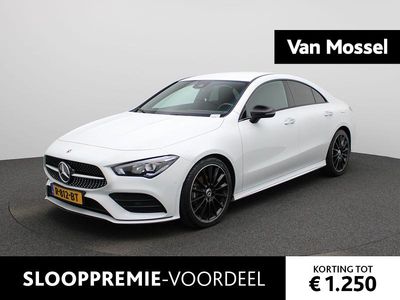 Wit Gebruikt 2022 Mercedes CLA180 AMG line Sedan | € 29.900 (Eerlijke prijs)