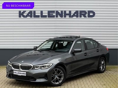 Grijs Occasion 2019 BMW 320 Comfort Edition Sedan | € 28.875 (Eerlijke prijs)