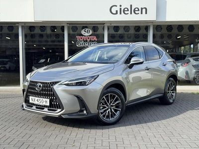Lexus NX450h+