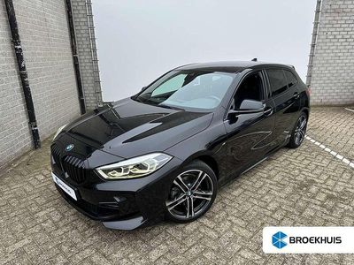 Occasion BMW 118 Executive 136 PK (100 kW) 2021 Zwart Hatchback