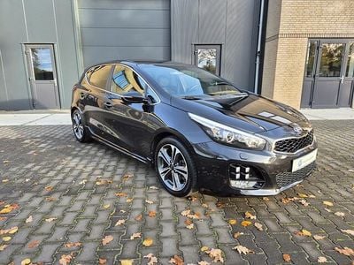 Zwart Gebruikt 2016 Kia Ceed GT-Line Hatchback | € 12.650 (Eerlijke prijs)