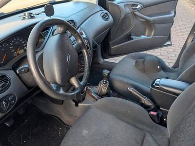 Occasion 1999 Ford Focus Ghia | € 800 (Eerlijke prijs)
