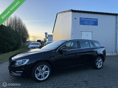 tweedehands Volvo V60 2.4 D6 AWD Plug-In Hybrid Summum, Nette staat