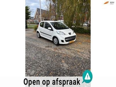 Wit Gebruikt 2010 Peugeot 107 Hatchback | € 4.750 (Eerlijke prijs)