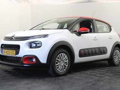 Wit Gebruikt 2017 Citroën C3 PureTech Hatchback | € 6.999 (Eerlijke prijs)