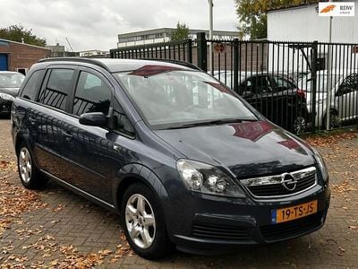 Grijs Gebruikt 2007 Opel Zafira Enjoy MPV | € 4.999 (Duur)