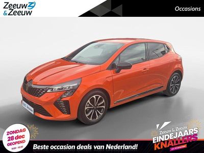 Oranje Gebruikt 2025 Renault Clio V Techno Hatchback | € 22.950 (Duur)