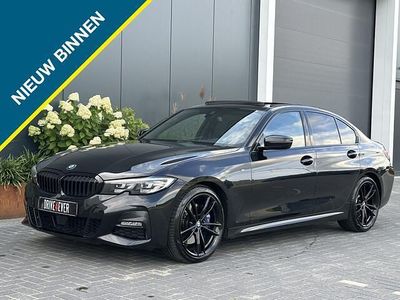 Zwart Gebruikt 2019 BMW 330 M Sport Sedan | € 29.695 (Iets duurder)