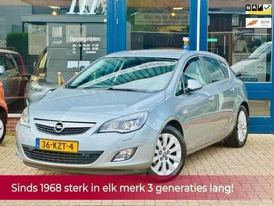 tweedehands Opel Astra 1.6 Turbo Cosmo 180PK! NL AUTO NAP! Navi l Cruise