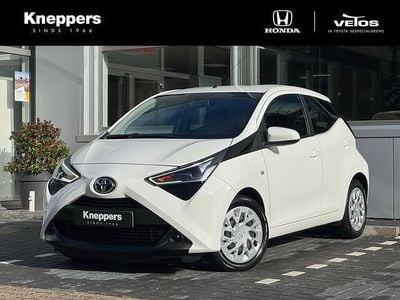 Occasion Toyota Aygo X-play 73 PK (53 kW) 2019 Wit Hatchback