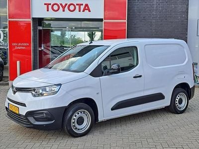 Wit Occasion 2023 Toyota Proace City City MPV | € 19.395 (Iets duurder)