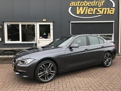 tweedehands BMW 335 3-SERIE i xDrive High Executive Individual. Bom volle auto geen import