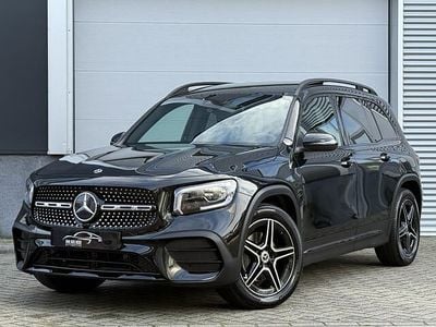 Mercedes GLB180