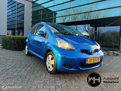 tweedehands Toyota Aygo 1.0-12V Dynamic Blue AIRCO Nieuwe APK