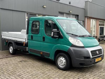 tweedehands Fiat Ducato 33 2.3 MultiJet DC Btw vrij Open laadbak Trekhaak 2500kg trekgewicht 7-persoons Parrot Pick-up Open Laadbak Euro 5 p-up Bakwagen