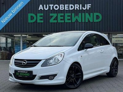 Wit Occasion 2009 Opel Corsa Cosmo Hatchback | € 2.199 (Eerlijke prijs)