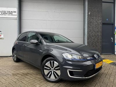 Grijs Occasion 2017 VW e-Golf Hatchback | € 9.750