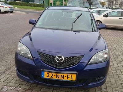 Blauw Gebruikt 2003 Mazda 3 Inclusive Hatchback | € 2.200