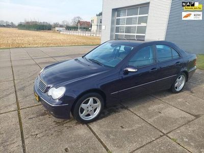 Mercedes C200