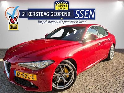 Rood Gebruikt 2016 Alfa Romeo Giulia Super Sedan | € 16.850 (Duur)