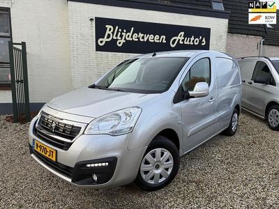 Grijs Gebruikt 2017 Peugeot Partner MPV | € 4.950 (Goede deal)